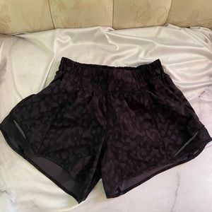 Lululemon hotty hot shorts
